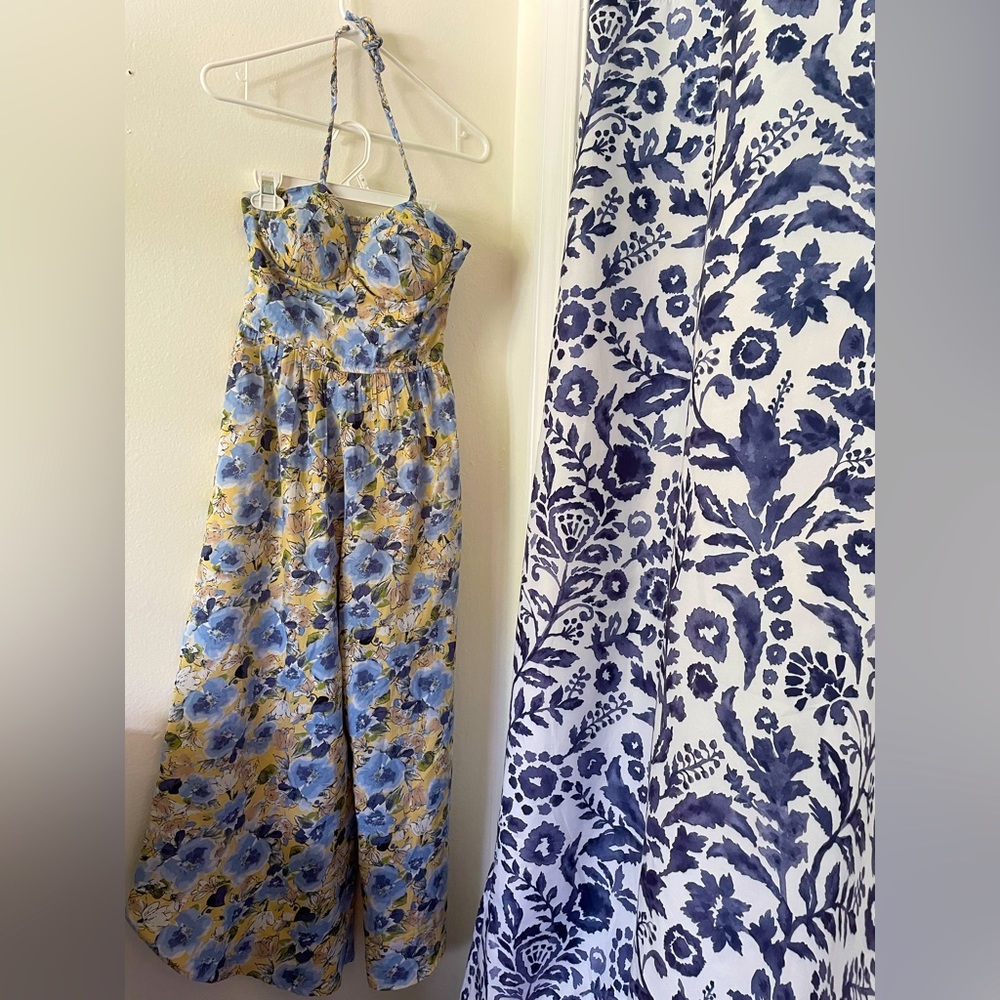 Floral halter jumpsuit, size S